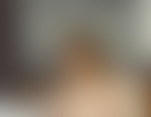 00967_WorFeetThigh