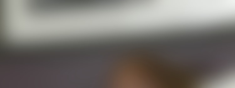 00967_WorFeetThigh